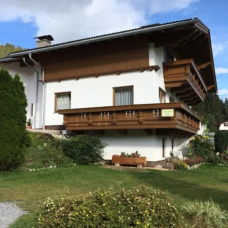 Apartment Haus Erler *